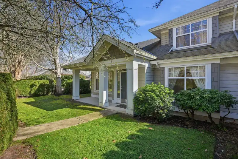 2 5900 FERRY ROAD - photo 1 of 32