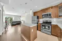 203A 7159 STRIDE AVENUE - thumbnail 3