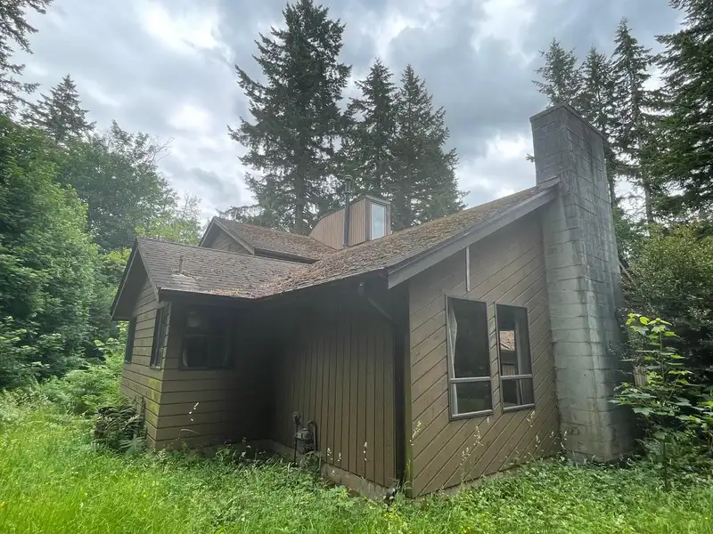 4726 SADDLEHORN CRESCENT - photo 3 of 19