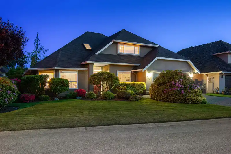 5308 ST. ANDREWS PLACE - photo 1 of 40