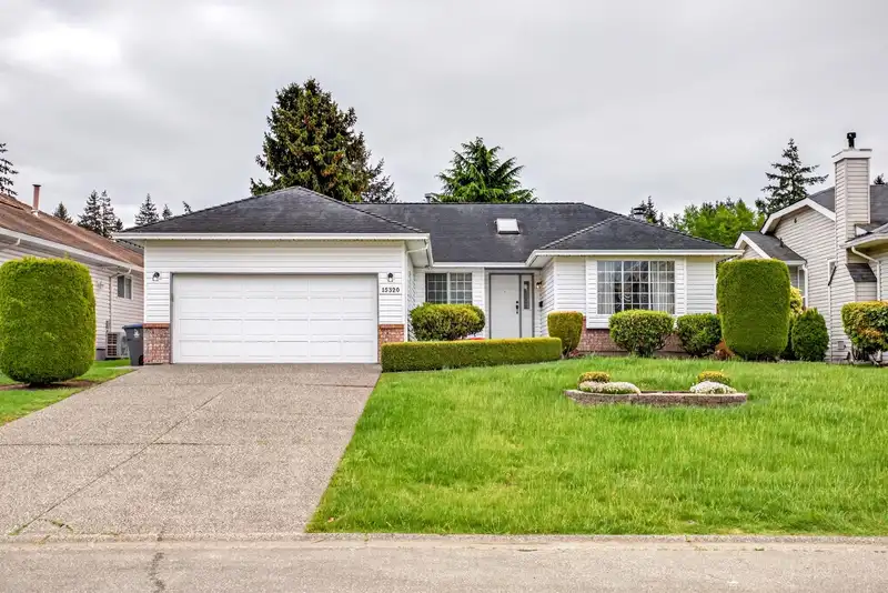15320 29TH AVENUE - photo 1 of 38