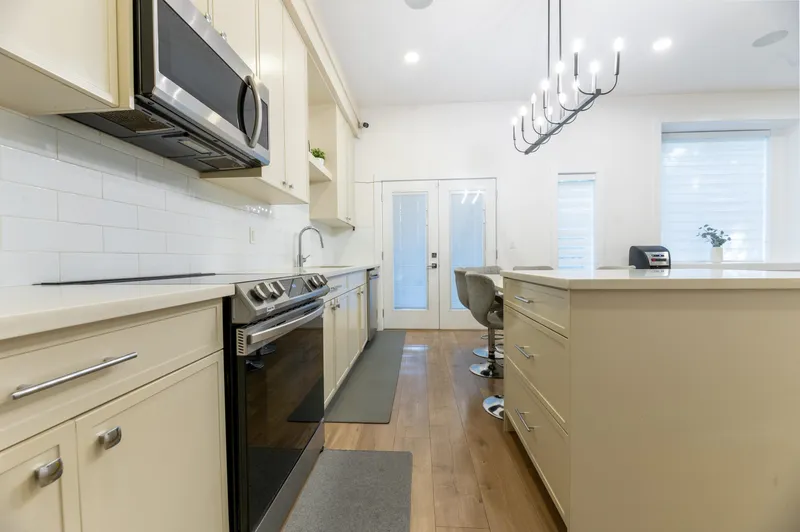 16 5960 142ND STREET - photo 4 of 13