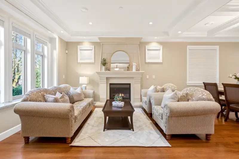 4532 W 15TH AVENUE - photo 3 of 39