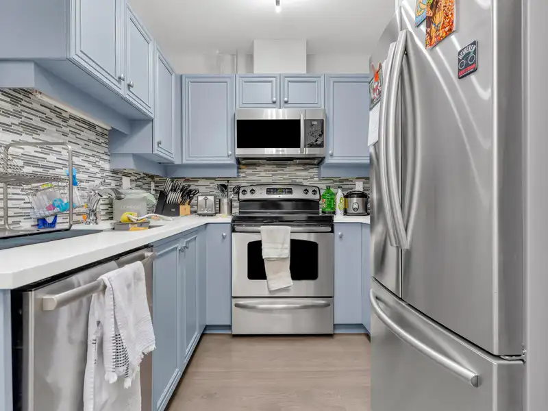 403 2929 W 4TH AVENUE - photo 4 of 13