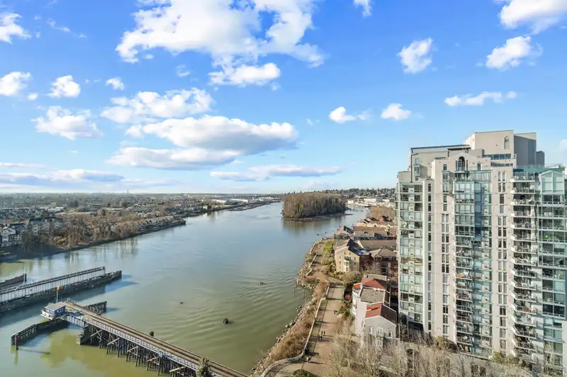 1903 1250 QUAYSIDE DRIVE - photo 1 of 30