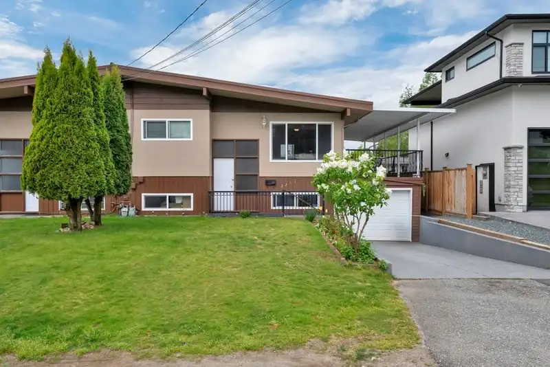 2211 BEAVER STREET - photo 4 of 40