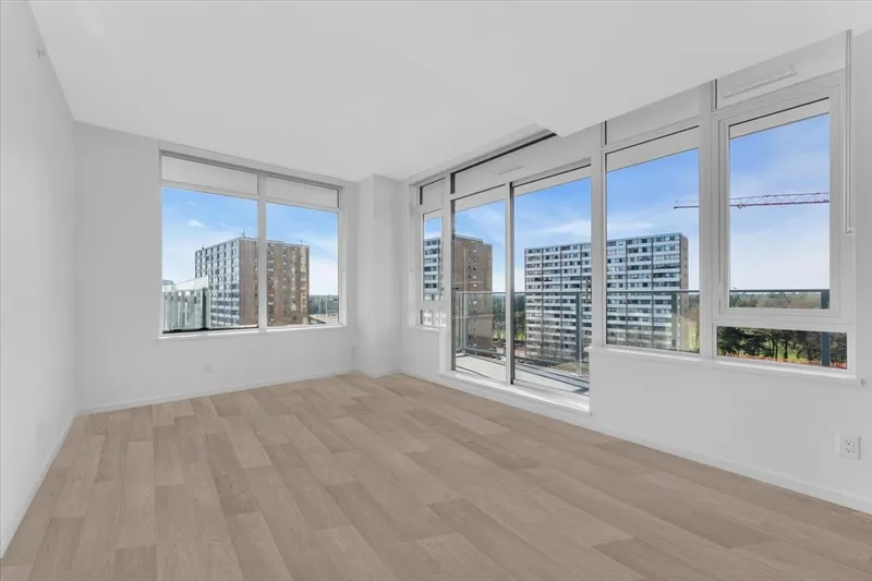 933 6300 MINORU BOULEVARD - photo 4 of 25