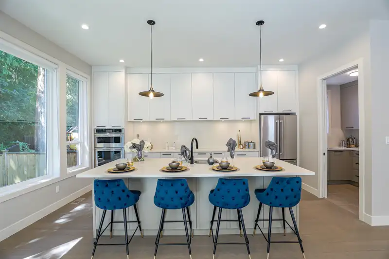 1388 MADORE AVENUE - photo 1 of 22
