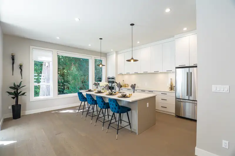 1388 MADORE AVENUE - photo 3 of 22