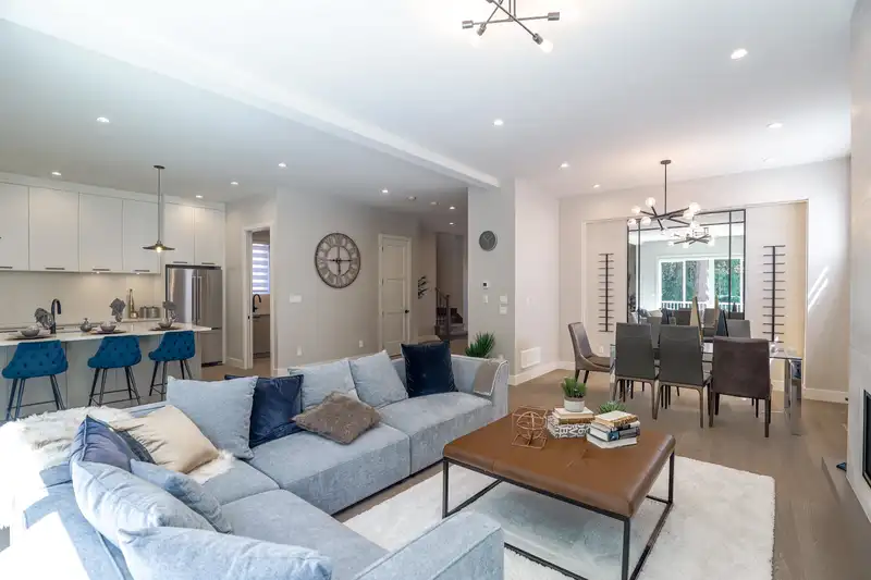 1388 MADORE AVENUE - photo 4 of 22