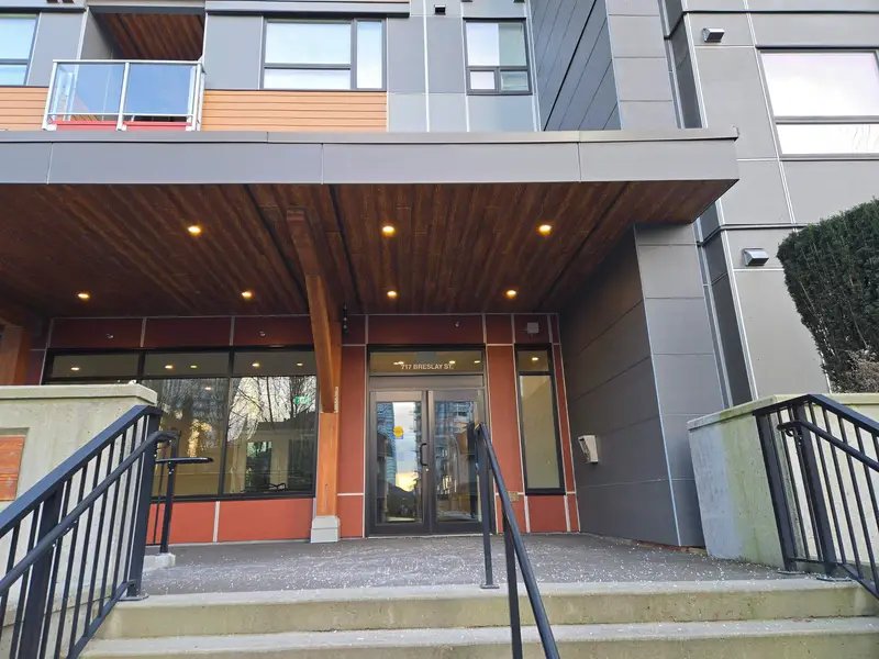 609 717 BRESLAY STREET - photo 3 of 13