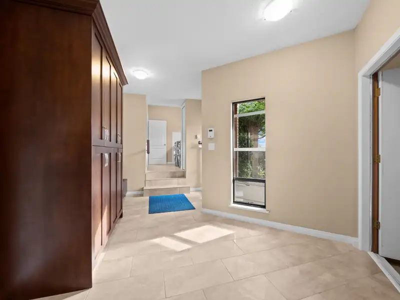 22383 96 AVENUE - photo 3 of 39