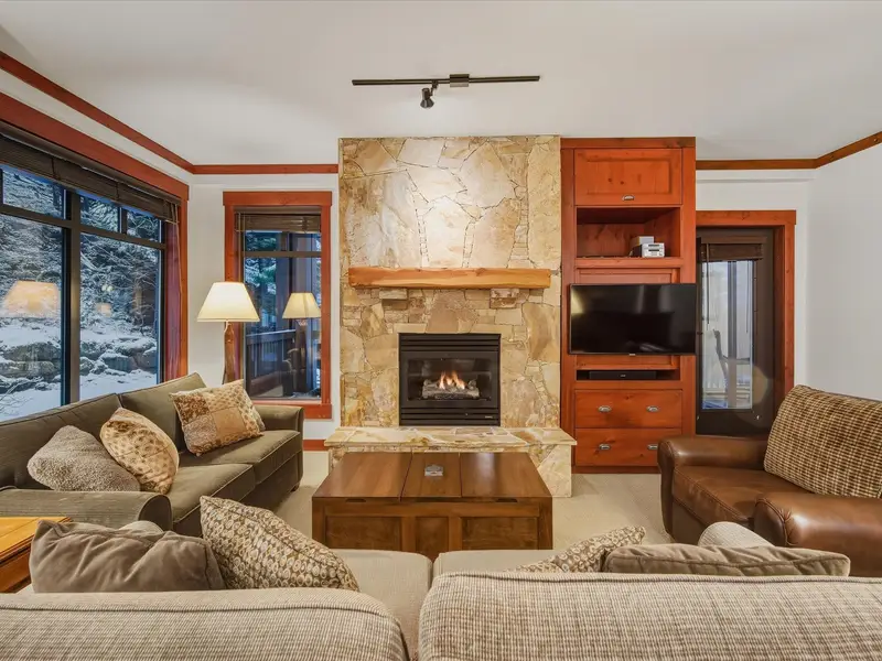 221 2202 GONDOLA WAY - photo 4 of 25