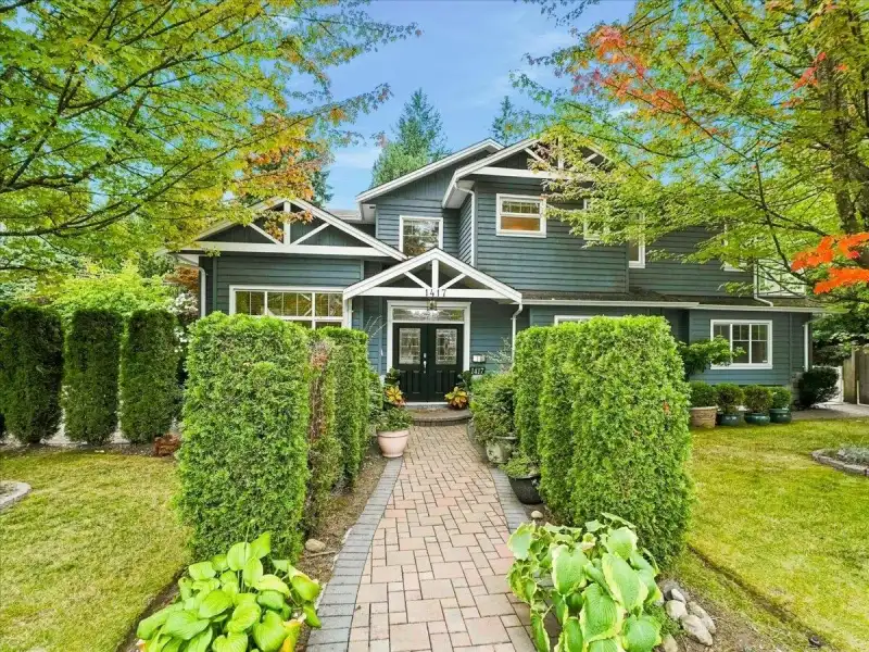 1417 WOODS DRIVE - photo 1 of 40