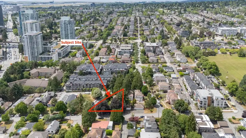 7957 COLUMBIA STREET - photo 3 of 6