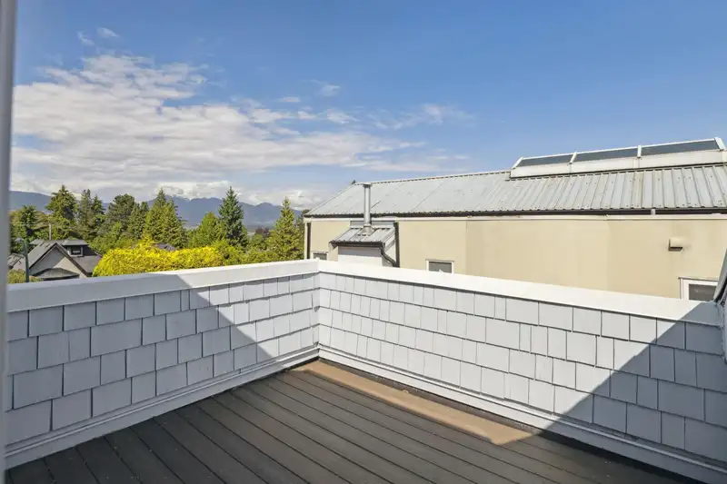 4190 W 11TH AVENUE - photo 3 of 35