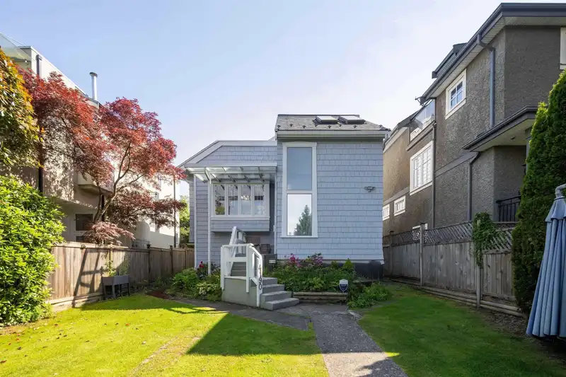 4190 W 11TH AVENUE - photo 4 of 35
