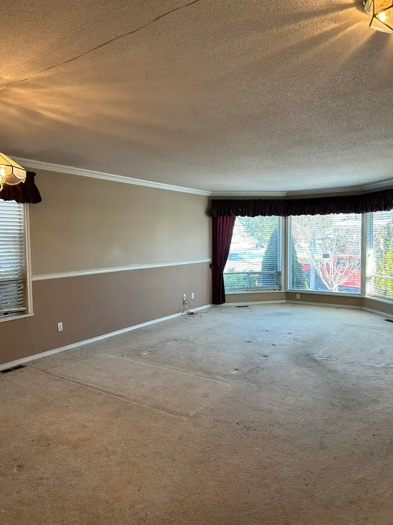 32069 CLINTON AVENUE - photo 3 of 27