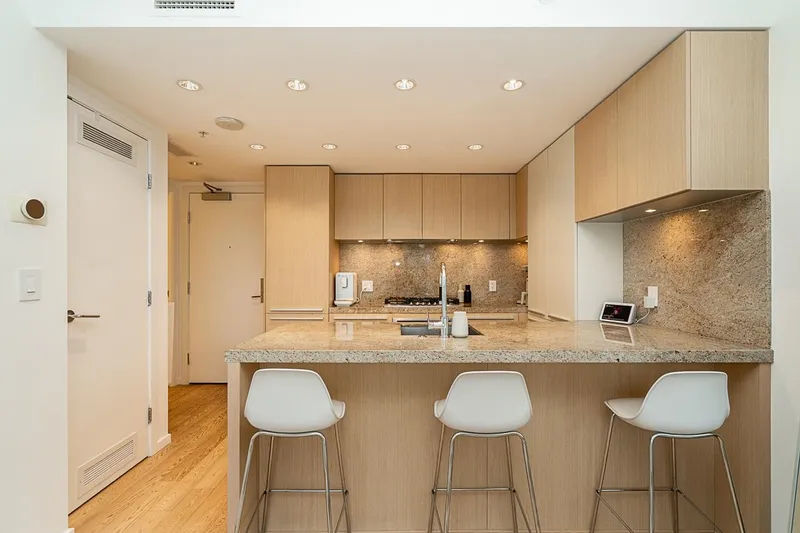 2103 1351 CONTINENTAL STREET - photo 3 of 25