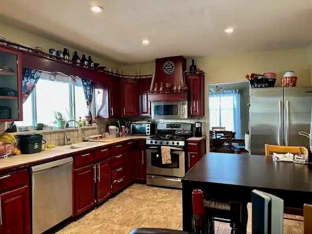 1828 EIGHTH AVENUE - photo 2 of 17