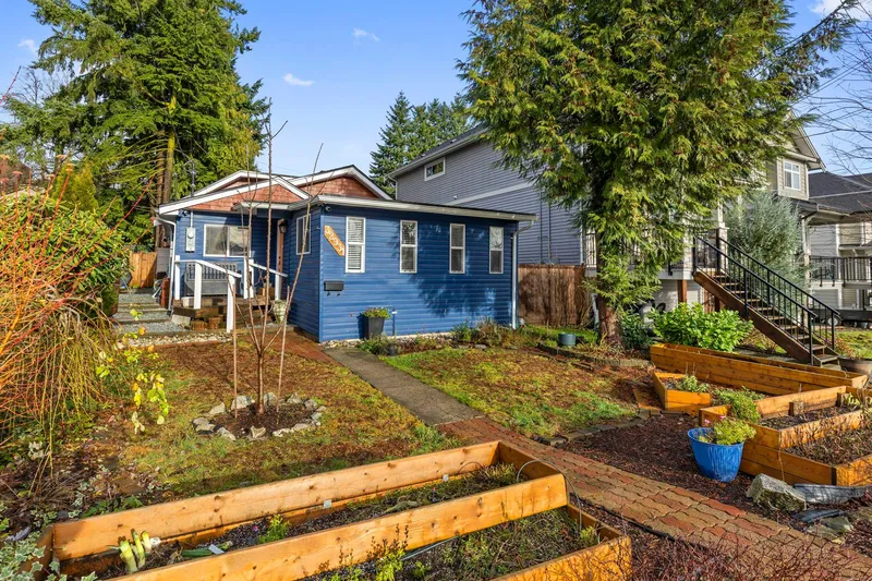 32931 1ST AVENUE - photo 1 of 25