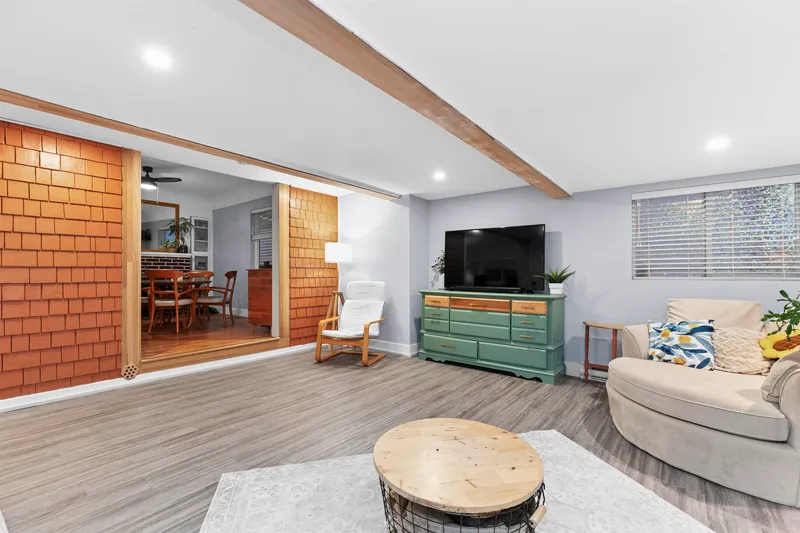 32931 1ST AVENUE - photo 4 of 25