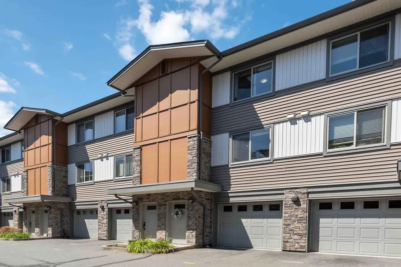 76 34248 KING ROAD - photo 1 of 25