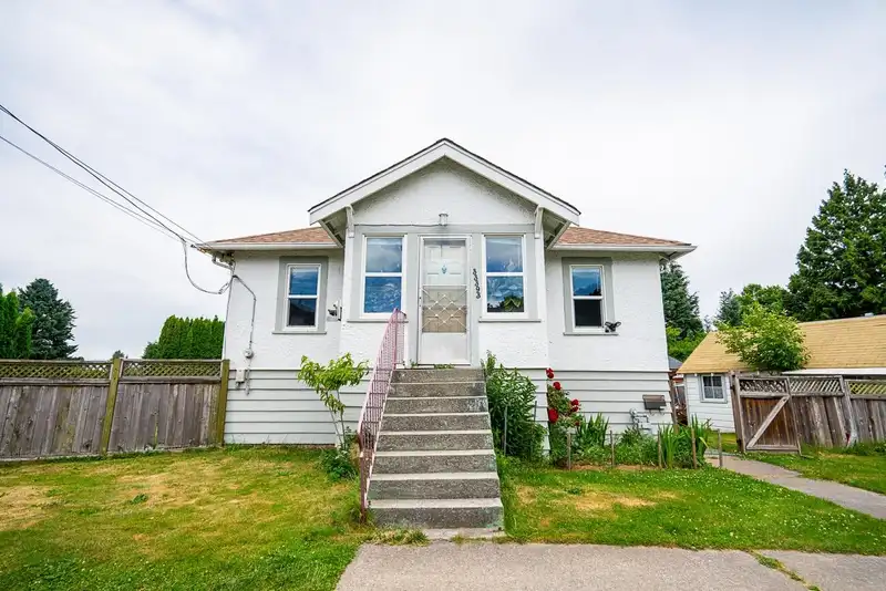 33393 GEORGE FERGUSON WAY - photo 1 of 22