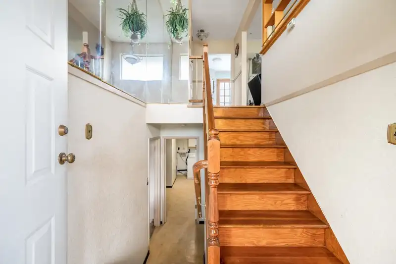 10395 ARAGON ROAD - photo 3 of 28