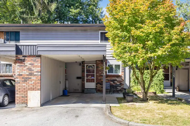 12123 SCHMIDT CRESCENT - photo 1 of 21