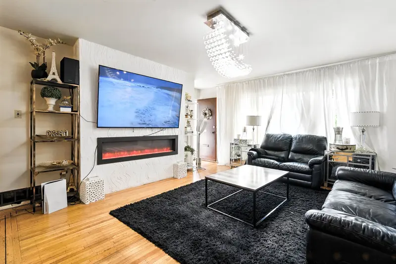 4987 HOY STREET - photo 4 of 25