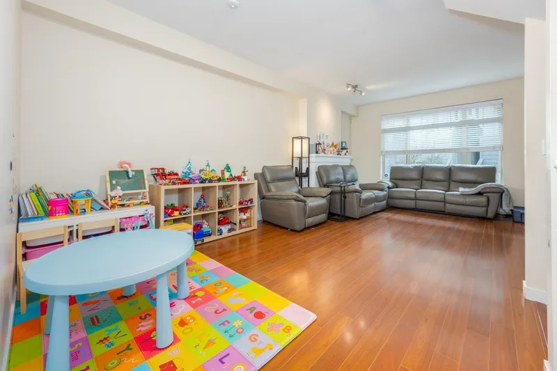 28 10605 DELSOM CRESCENT - photo 4 of 25