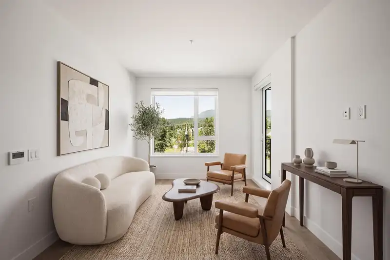410 111 BULLER STREET - photo 2 of 33