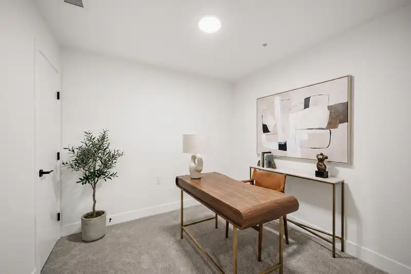 410 111 BULLER STREET - photo 4 of 33
