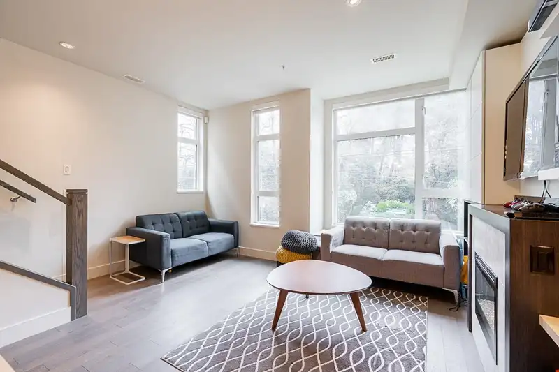 5512 OAK STREET - photo 1 of 32
