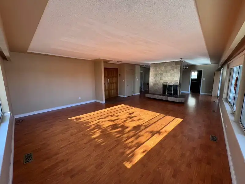 4510 CLINTON STREET - photo 2 of 16