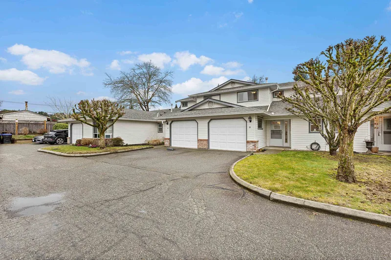 16 32165 7 AVENUE - photo 1 of 25