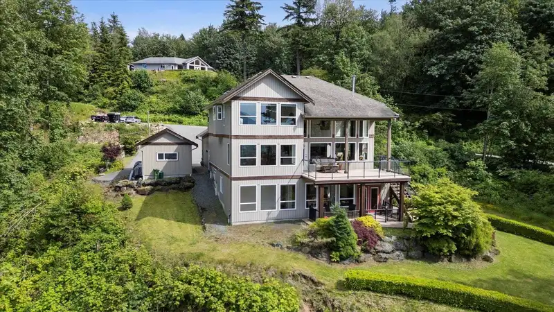 43251 SALMONBERRY DRIVE - photo 3 of 40