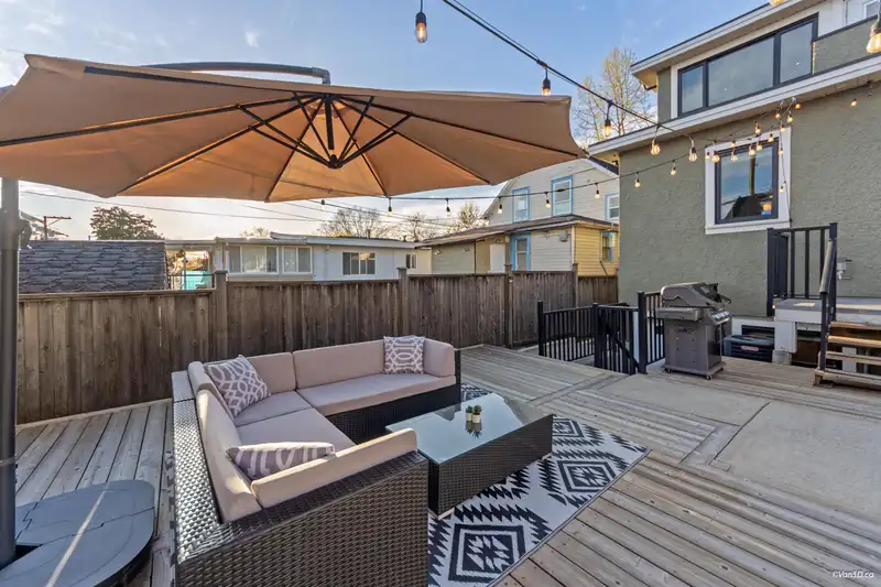 3582 FRANKLIN STREET - photo 2 of 40