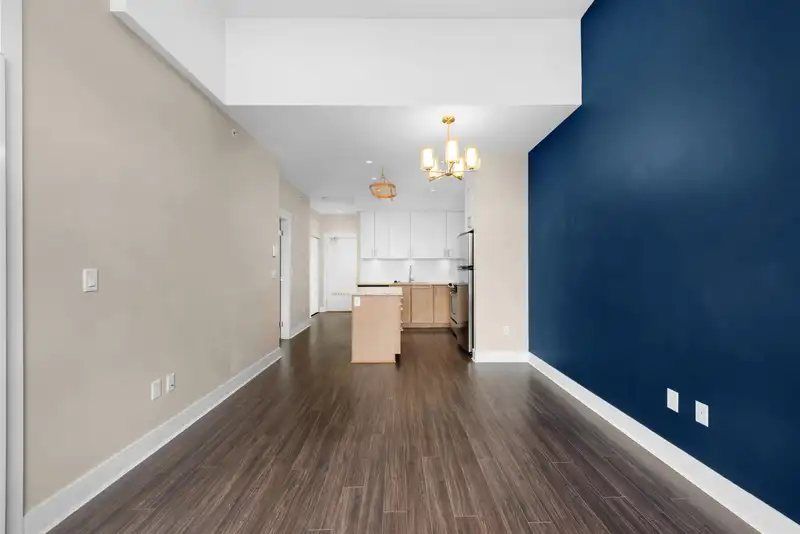 413 55 EIGHTH AVENUE - photo 4 of 36
