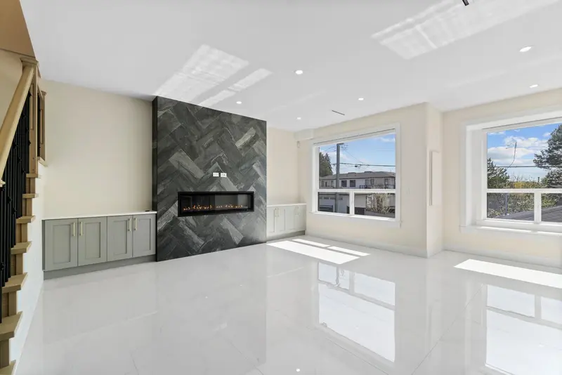 6388 GRANT STREET - photo 3 of 11