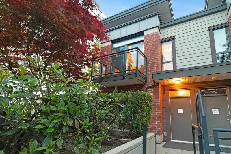 13 130 BREW STREET - photo 3 of 40