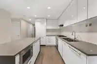 1107 3487 BINNING ROAD - thumbnail 12