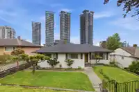 4782 RIDGELAWN DRIVE - thumbnail 3