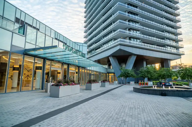 4730 LOUGHEED HIGHWAY - photo 3 of 31