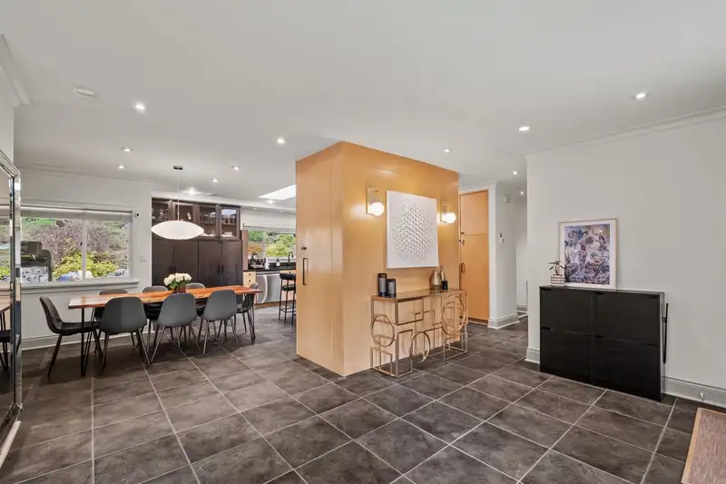 355 RABBIT LANE - photo 4 of 34
