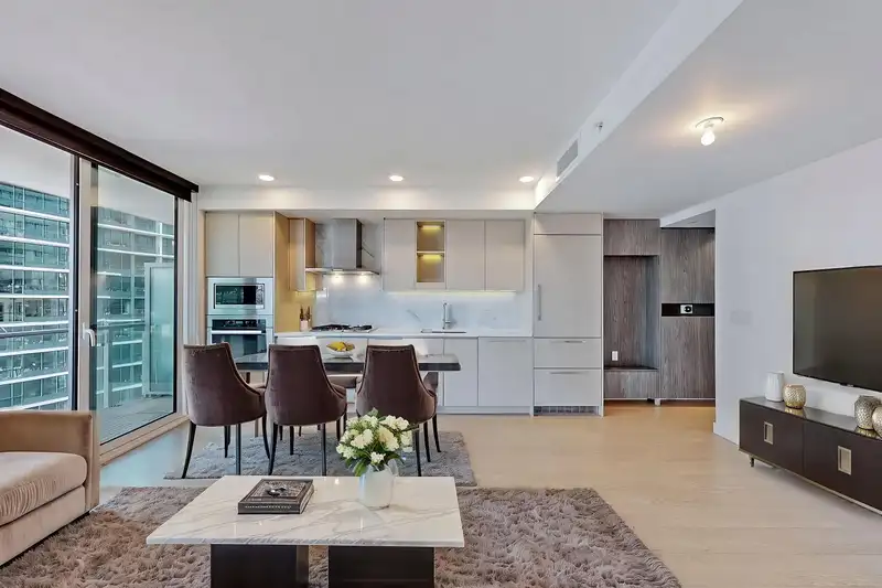 1206 89 NELSON STREET - photo 1 of 39