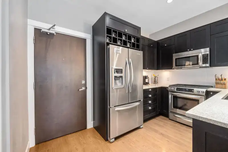 111 15195 36 AVENUE - photo 4 of 40