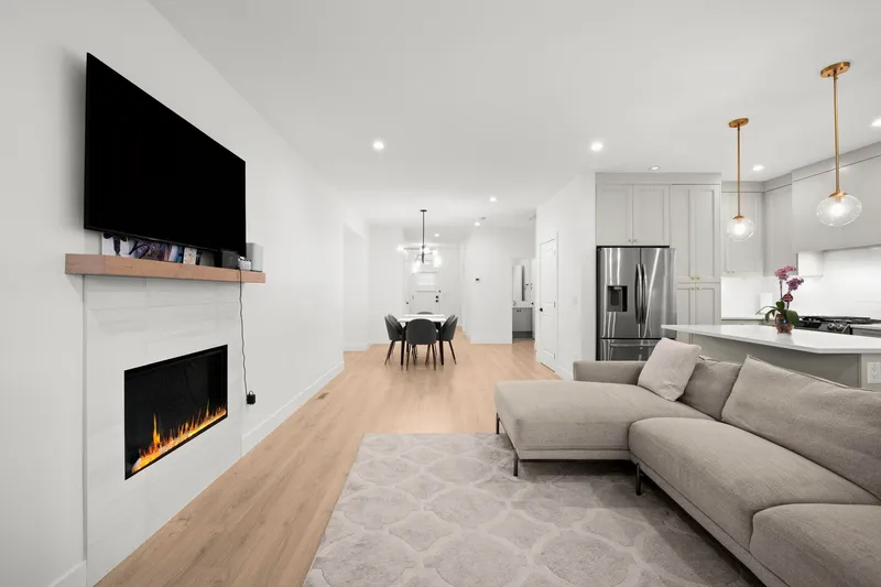 16782 21A AVENUE - photo 3 of 25