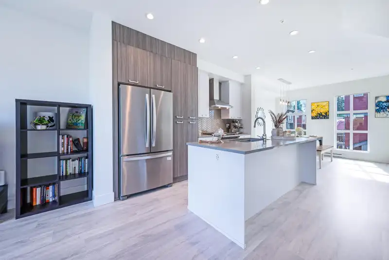 83 24076 112 AVENUE - photo 4 of 29